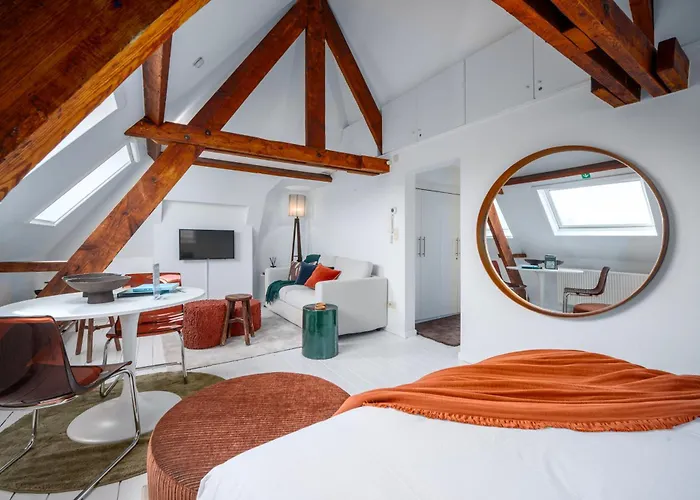 The Blue House - Guest Suite 2